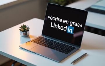 un ordinateur avec du texte